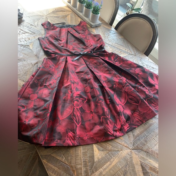 Dress - Bellissima Fashons for any occasion! - Picture 8 of 9